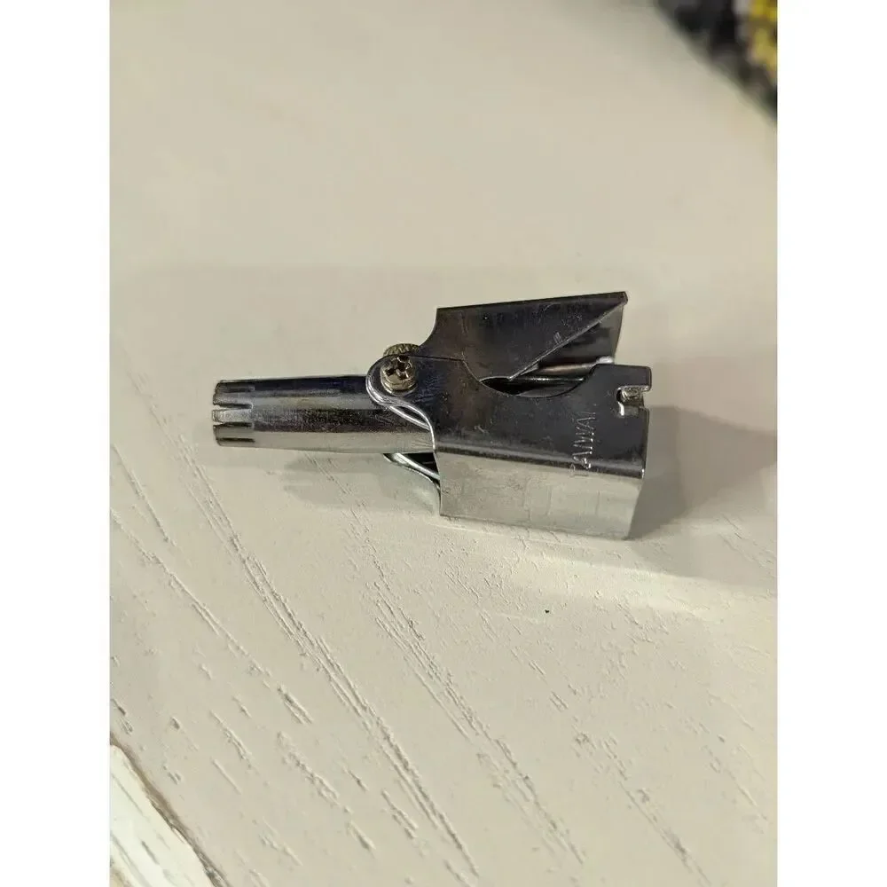 VINTAGE Chadwick Miller Rotary Nose Clipper!